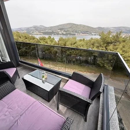 Seaview *