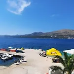 Seaview Округ-Доньи