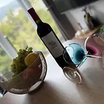 Апартаменты Seaview Округ-Доньи