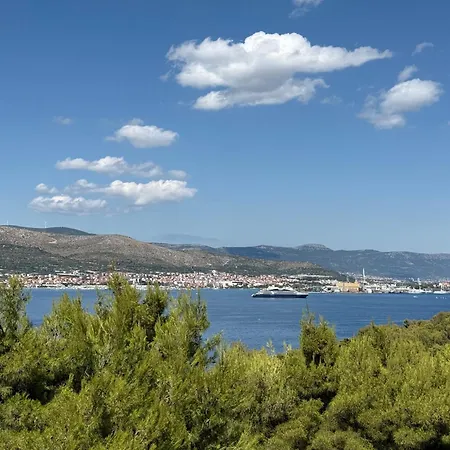 Апартаменты Seaview *